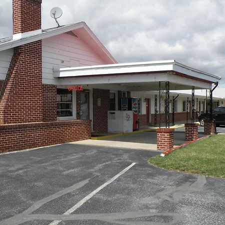 Scottish Inns Fayetteville Εξωτερικό φωτογραφία