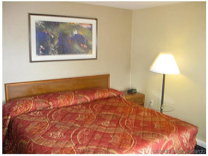 Scottish Inns Fayetteville Δωμάτιο φωτογραφία